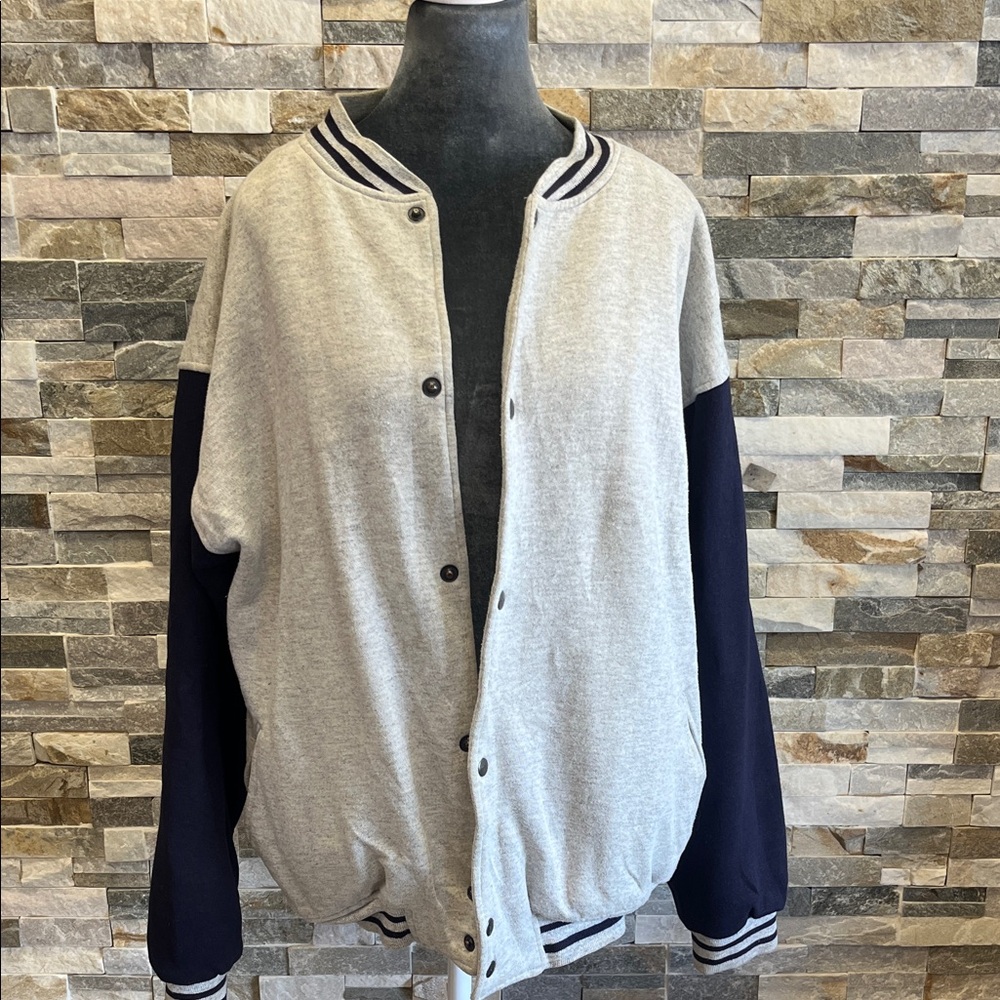 AZ SPORT Men's Gray and Black Varsity Jacket